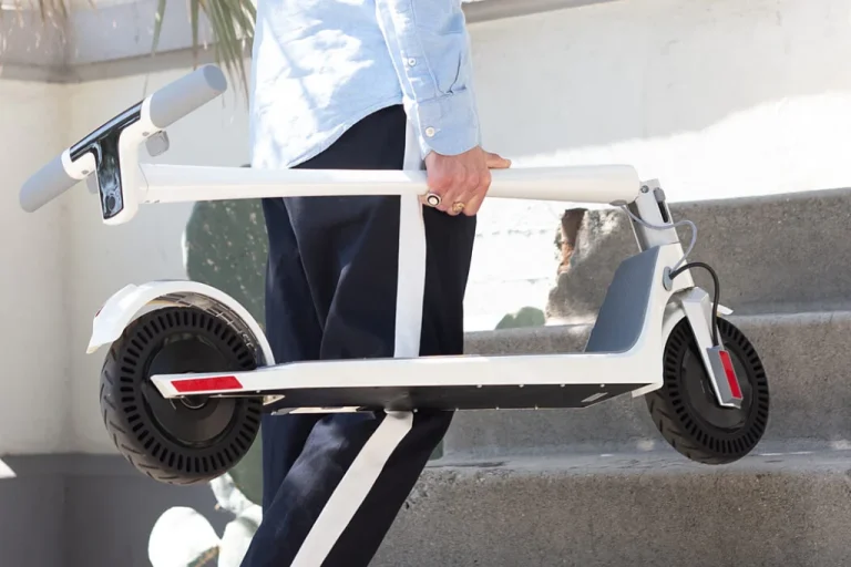 What are the benefits of folding scooters